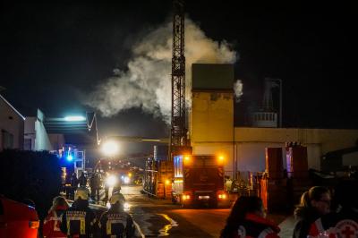 Bodelshausen: Flex arbeiten Stecken Silo in Brand 